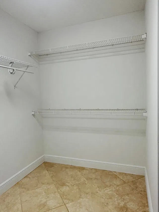 Residence photo 12