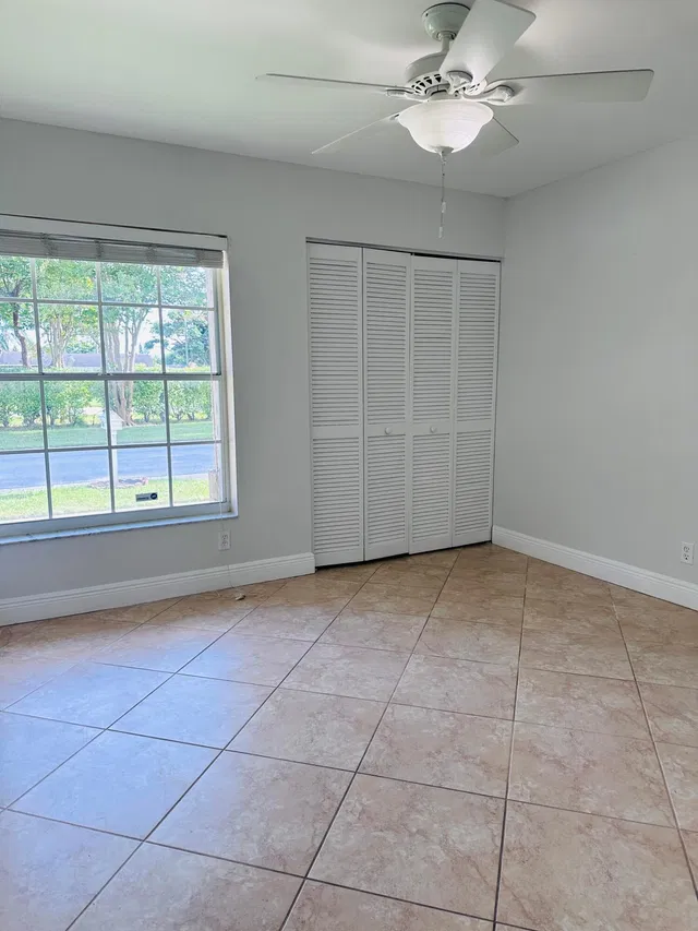 Residence photo 14