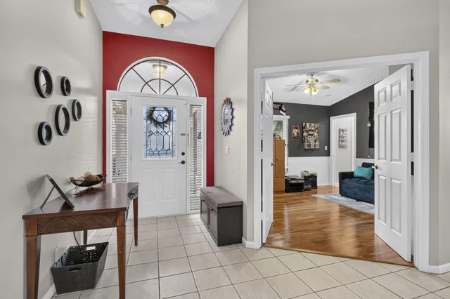 Residence photo 9
