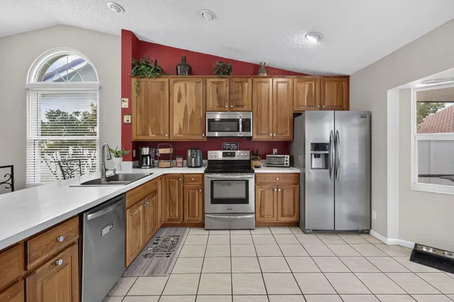 Residence photo 19