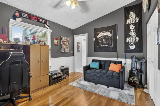 Residence photo 29