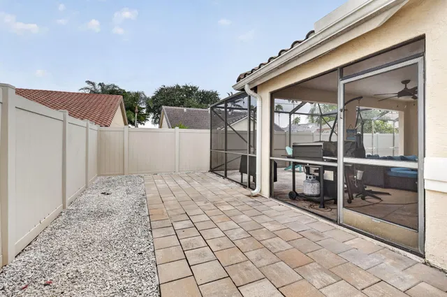 Residence photo 44