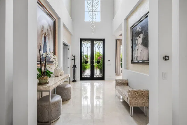 Royal Palm Yacht and Country Club Residence photo 8