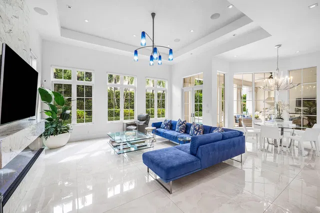 Royal Palm Yacht and Country Club Residence photo 29