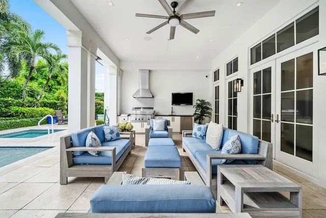 Royal Palm Yacht and Country Club Residence photo 30