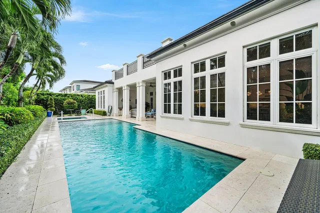 Royal Palm Yacht and Country Club Residence photo 32