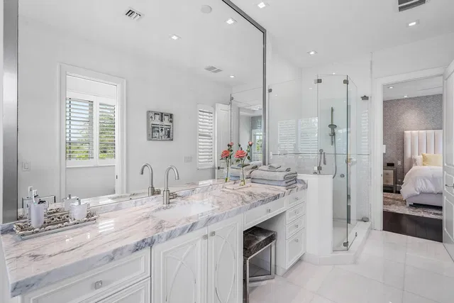 Royal Palm Yacht and Country Club Residence photo 59