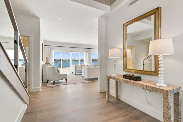 South Palm Beach Residence photo 5