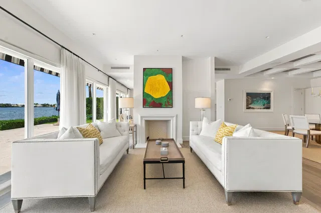 South Palm Beach Residence photo 7