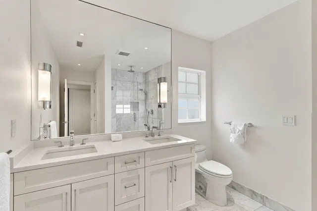 South Palm Beach Residence photo 27