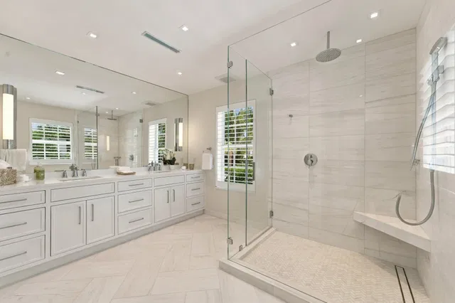South Palm Beach Residence photo 38