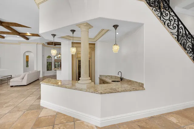  Residence photo 45