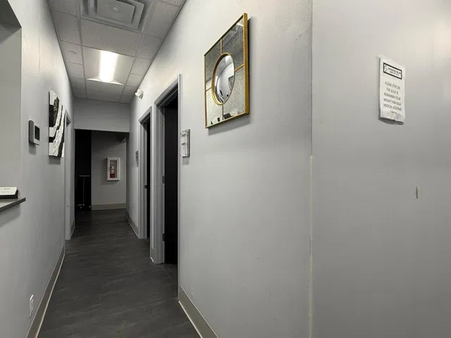  Unit 201 photo 29
