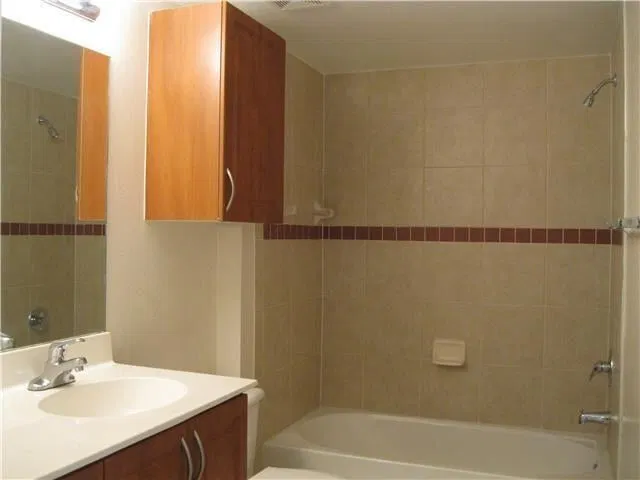  Unit 105 photo 17