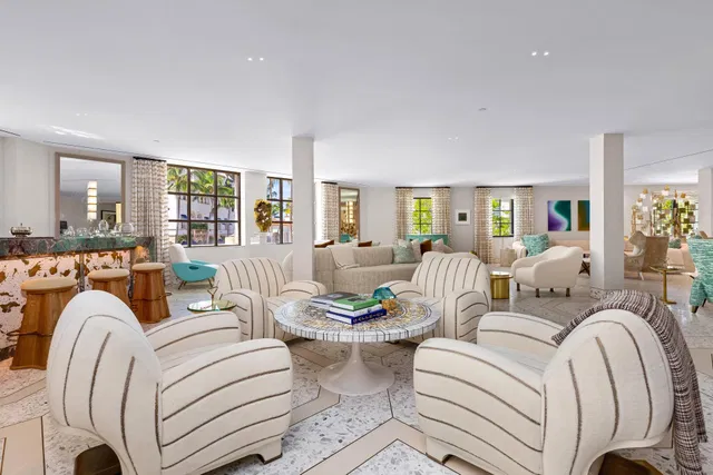 In-Town Palm Beach Residence photo 6