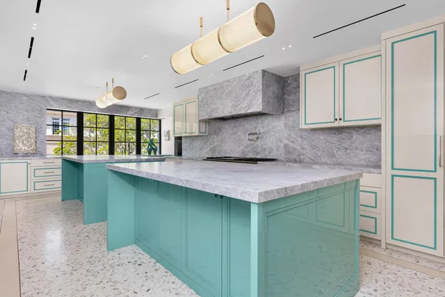 In-Town Palm Beach Residence photo 13