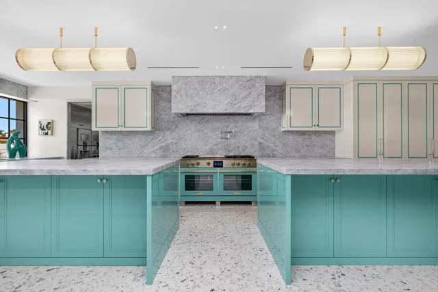 In-Town Palm Beach Residence photo 14
