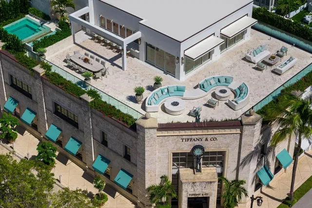 In-Town Palm Beach Residence photo 29