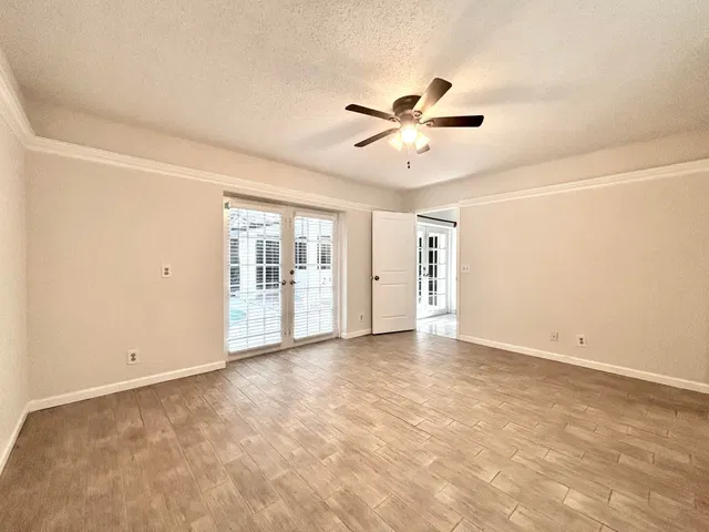  Residence photo 12