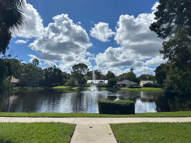  Residence photo 17