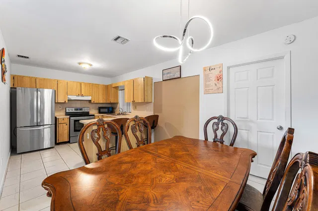  Residence photo 7