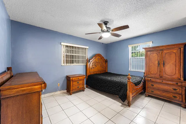  Residence photo 8