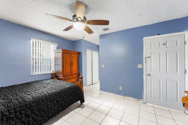  Residence photo 9