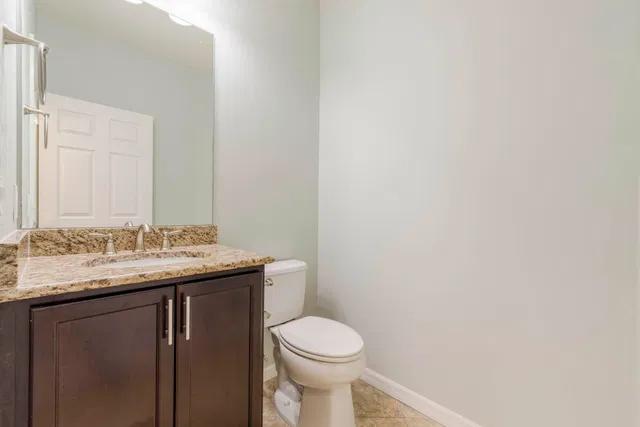 Residence photo 12