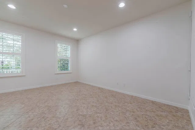 Residence photo 13