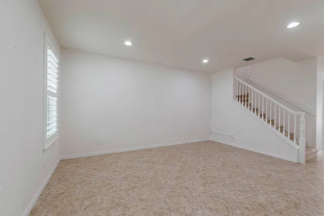 Residence photo 15