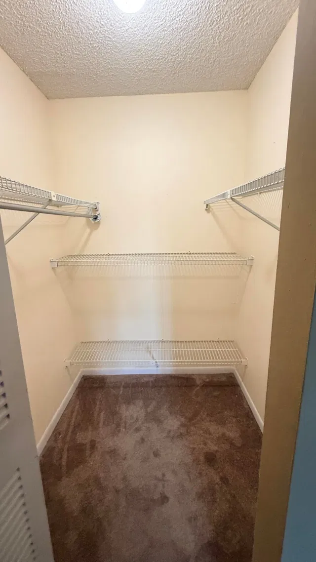 Unit 927 photo 9
