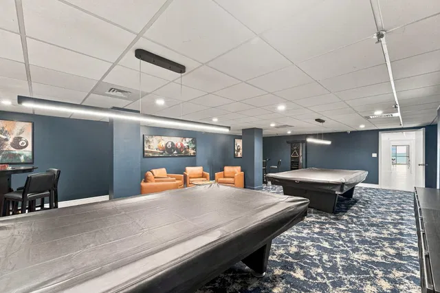 Unit 407 photo 23