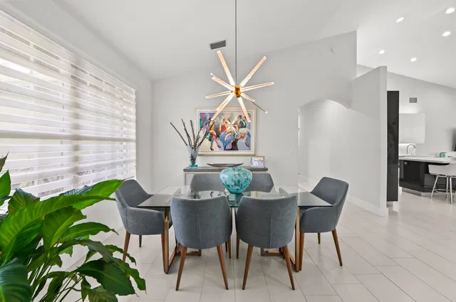 Residence photo 9