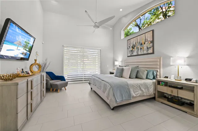 Residence photo 23