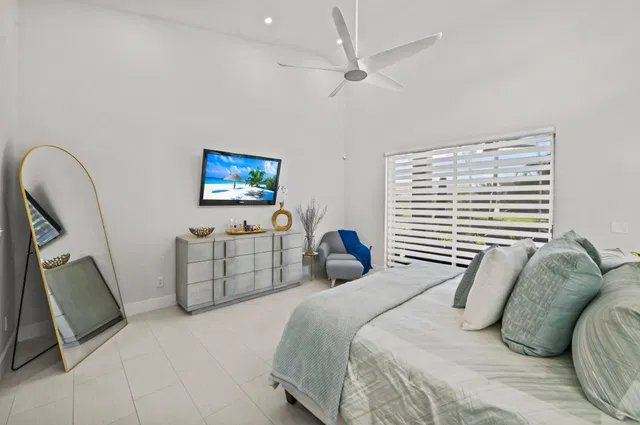 Residence photo 25