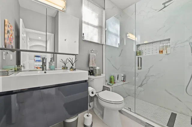 Residence photo 30