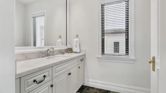 Residence photo 46