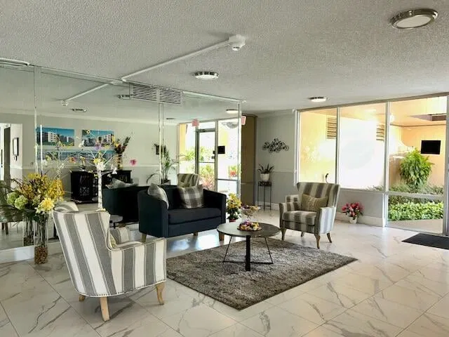 Unit 212 photo 20