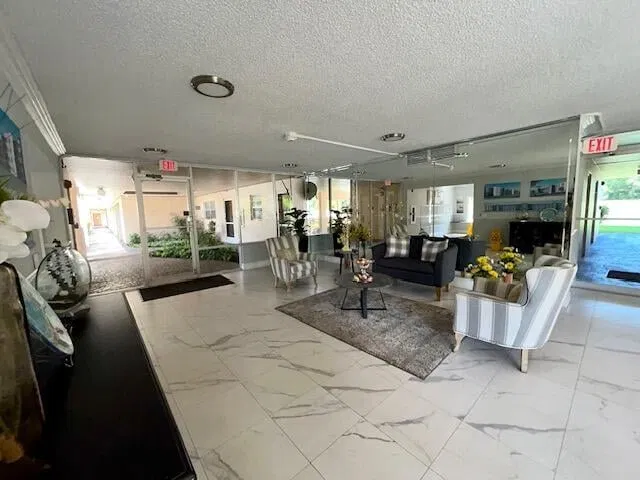 Unit 212 photo 21