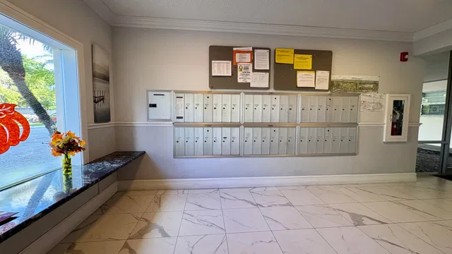 Unit 212 photo 22