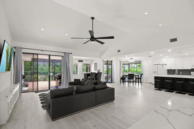 PGA National Palm Beach Gardens Residence photo 15