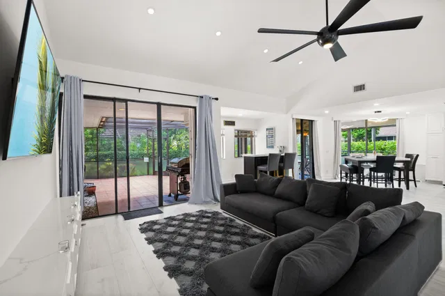 PGA National Palm Beach Gardens Residence photo 18