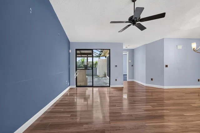 Residence photo 8