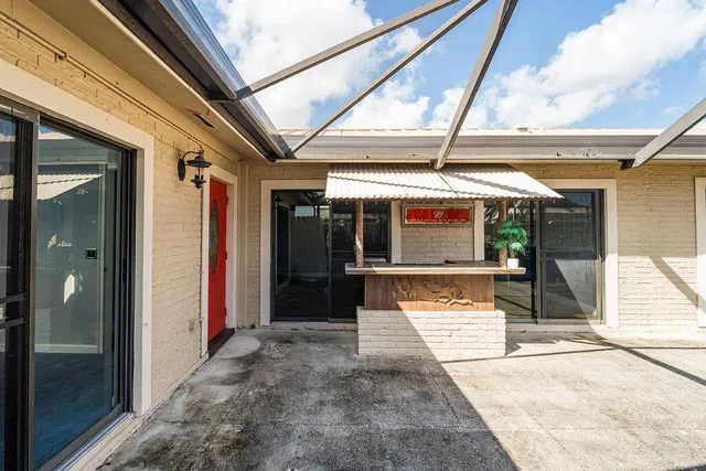 Residence photo 25
