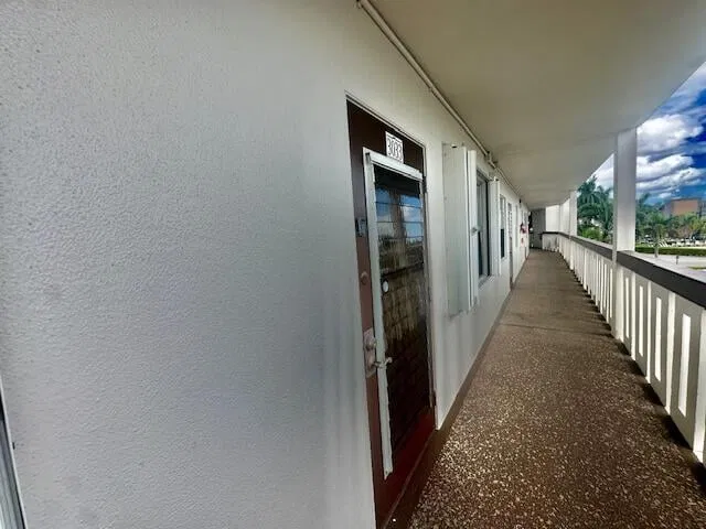 Residence photo 2