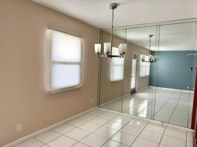 Residence photo 6