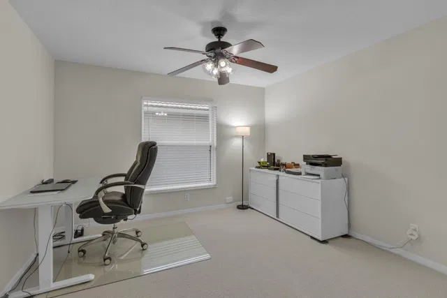 Residence photo 26