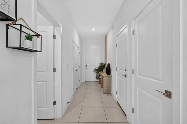 Residence photo 15