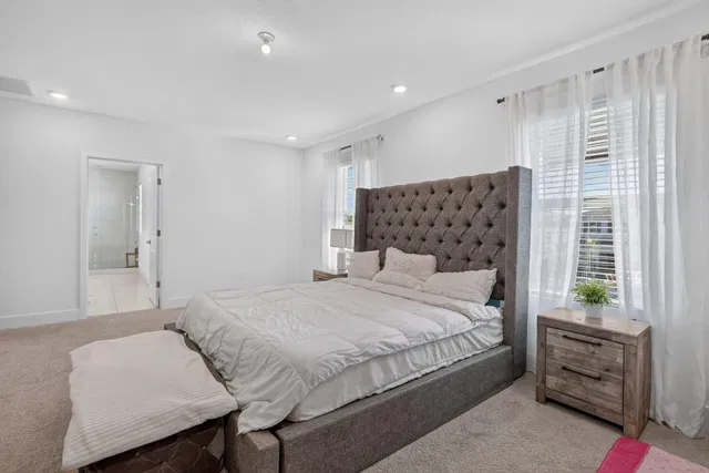 Residence photo 25