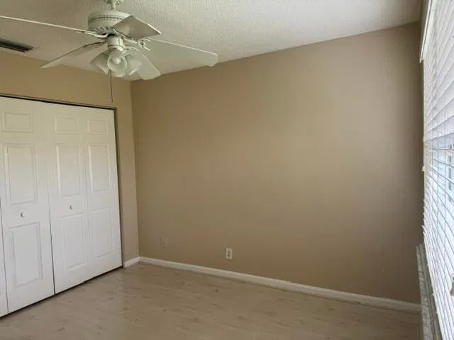 Unit 4 photo 24